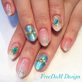 ネイル ＦreeDoＭ   Design所属・W KUMIのネイルデザイン