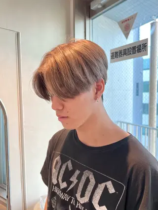 メンズ MONIQA原宿所属・24時間受付🌈ブリ ーチ特化RYUTOのヘアスタイル
