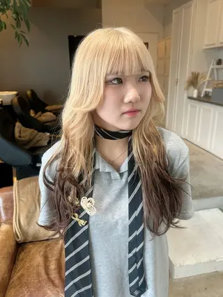 ロング カラー レイヤー×ハイトーン 天神美容室のヘアスタイル