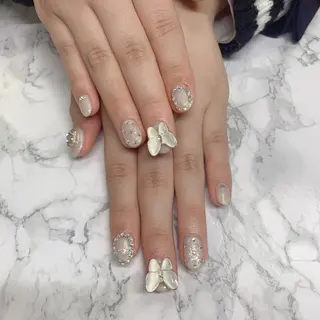 ネイル はな💎ネイル ワンホン、長さ出しのネイルデザイン