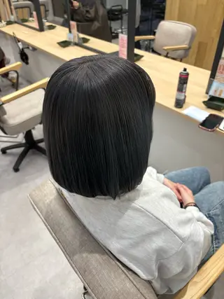 ミディアム カラー サイトウ ユリコのヘアスタイル