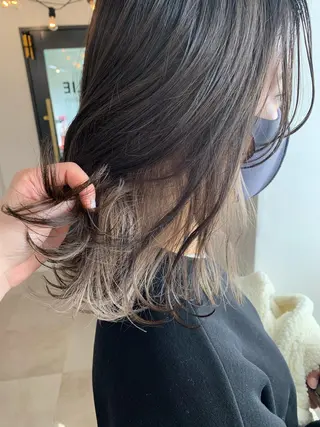ミディアム カラー FRAME+spa&hair roomなんば駅前店所属・🌸MAYU🌸 ハイトーン➕レイヤーのヘアスタイル