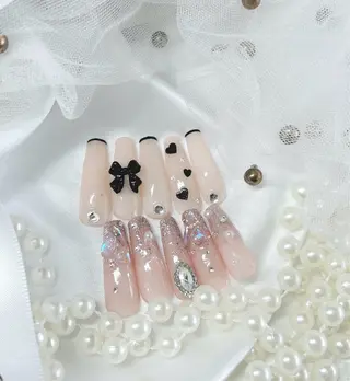 ネイル Yudia🦋 azuのネイルデザイン