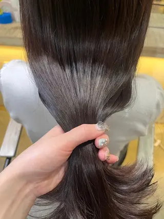 ミディアム 顔まわりカット/ 艶感カラー/sikiのヘアスタイル