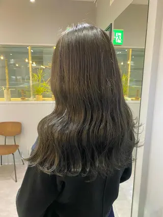 セミロング カラー きよはらちさき🍑 柔らかカラー🌱🫧のヘアスタイル