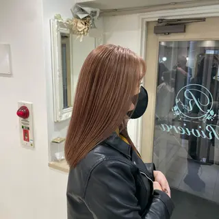 セミロング カラー cinq PROJECT所属・ミルクティーベージュ /三村克彦のヘアスタイル