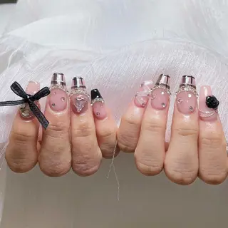 ネイル HITOMI 💝のネイルデザイン
