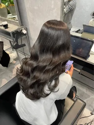 ロング カラー mimiiy梅田 中崎町ハイトーンのヘアスタイル