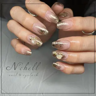 ネイル Nailist Aoiのネイルデザイン