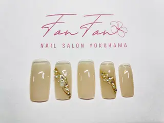 ネイル FanFan 長さ出し専門のネイルデザイン