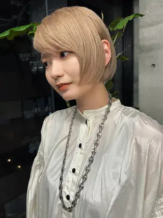 ショート カラー レイヤーカット カシマハヤトのヘアスタイル