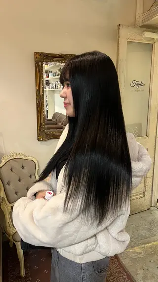 カラー 北川 茉奈のヘアスタイル