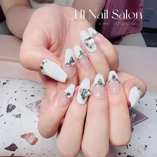 ロング H1 ネイル サロンのネイルデザイン