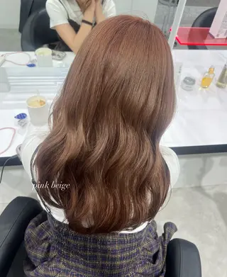 ミディアム 🥨ベージュ/グレー ジュ/moe🥨のヘアスタイル