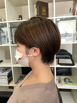 ショート SHINYA シンヤヘアーズのヘアスタイル