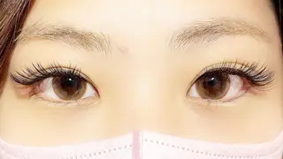 マツエク・マツパ Lasia  eyelash&nail所属・☆ yukikoのネイルデザイン