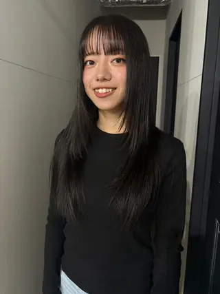 セミロング Iwama momokaのヘアスタイル