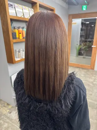 カラー cie ヒナタのヘアスタイル