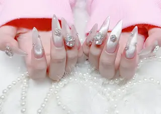 ネイル RiRi  ネイルサロンのネイルデザイン