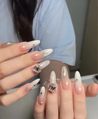 ネイル コネコネイルサロン モデル用のネイルデザイン