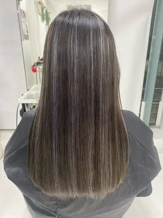 セミロング カラー さいとう あやかのヘアスタイル