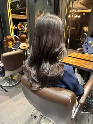 ロング 矢津田 侑のヘアスタイル
