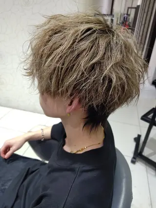 ショート パーマ メンズ 柏葉 和也のヘアスタイル