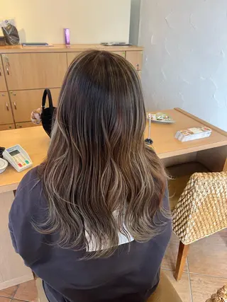 セミロング 西田 早輝子🍊のヘアスタイル