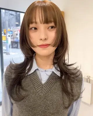 セミロング M Hair Salon所属・淀屋橋ウルフレイヤー ハッシュ/ASARIのヘアスタイル