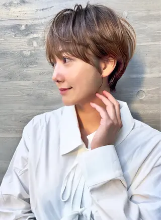 ショート パーマ 新井 望乃果のヘアスタイル
