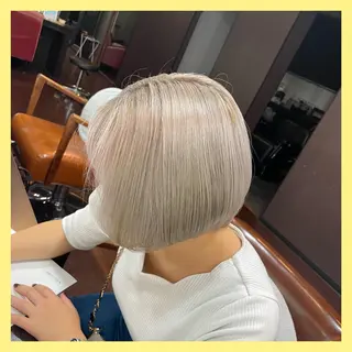 ショート カラー 艶髪美容師 🧸YUZU🤍のヘアスタイル