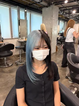 セミロング カラー ハイトーンブロンド 横浜💞ミオのヘアスタイル