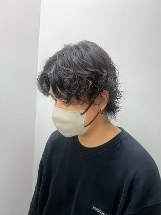 パーマ メンズ ダブルカラー寒色系 ボリューム改善ハヤトのヘアスタイル
