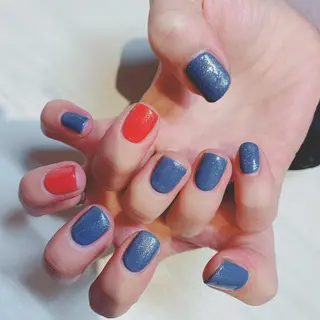 ネイル 伊東 彩花のヘアスタイル