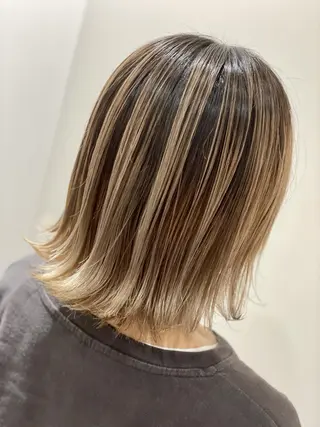 ミディアム カラー ヘアアレンジ 髪質改善×ハイトーン 中田啄也のヘアスタイル