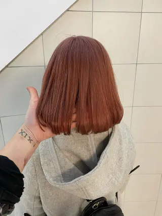 ショート カラー ケアブリーチ/ エクステ/レイヤーのヘアスタイル