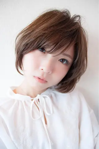 ミディアム カラー RESBORN所属・長岡 大偉のヘアスタイル