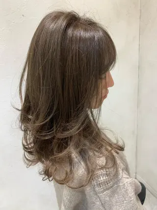 セミロング カラー ima所属・メンズヘア特化 ニヘイのヘアスタイル