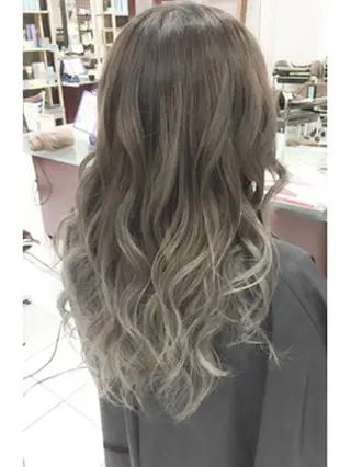 ロング 角床直哉 カラーカットNO 1のヘアスタイル