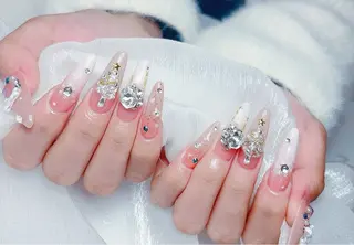 ネイル ネイルサロン Auraのネイルデザイン