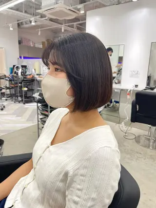 ショート カラー 店長 MANAMI /ブリーチ/骨格ボブのヘアスタイル