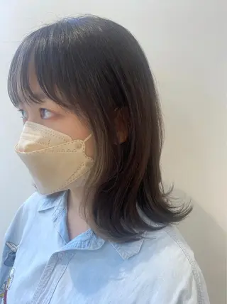 ミディアム カラー ベージュ/インナー カラー🤍Rieのヘアスタイル