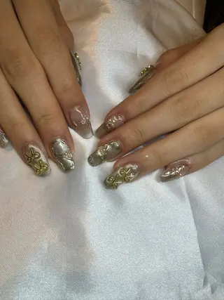 ネイル 濱岡 咲のネイルデザイン