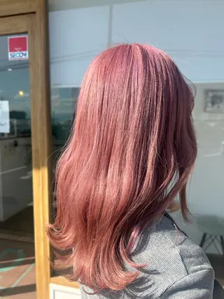 セミロング きらく あやののヘアスタイル