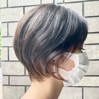 ショート カラー 北村 絵里のヘアスタイル