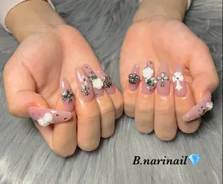 ネイル b.nari nailのネイルデザイン