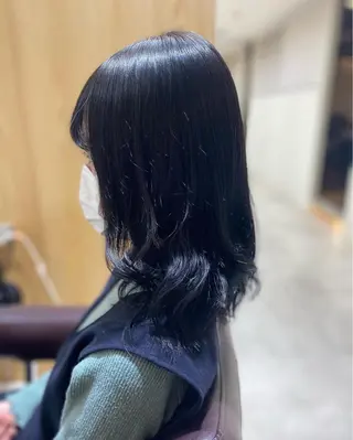 ショート カラー 衣純〜 IZUMI~のヘアスタイル