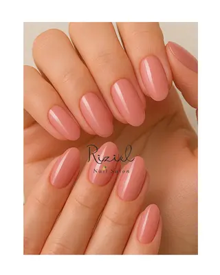 ネイル Riziel 💅のネイルデザイン