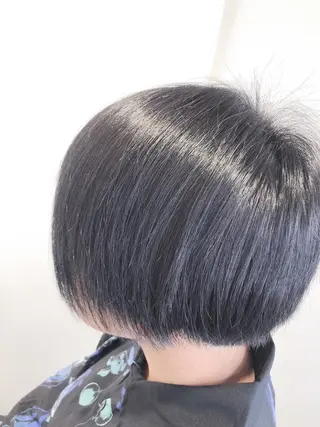 ショート カラー 田中 アキオのヘアスタイル