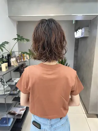 ショート カラー パーマ 透け感カラー 🌱いわさきのヘアスタイル